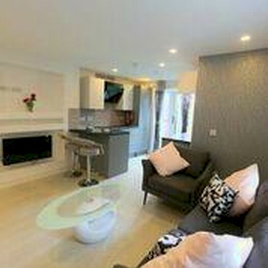 1 Bedroom Flat To Rent In Richmond Parc, Richmond Road, Cardiff, CF24