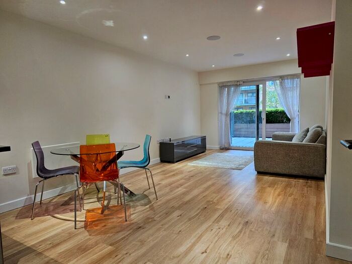 2 Bedroom Apartment To Rent In Colindale, London, NW9