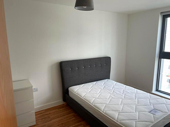 2 Bedroom Flat To Rent In Manchester Waters, Pomona Strand, Old Trafford, M16