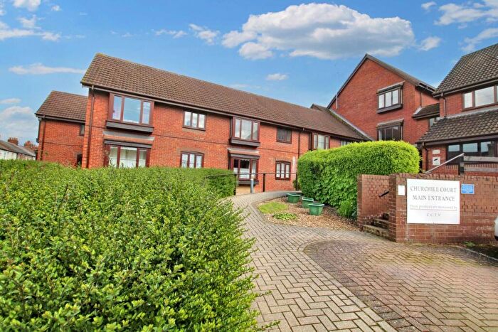 2 Bedroom Flat For Sale In Churchill Court, Aylesbury, HP21