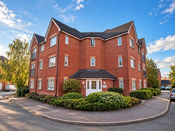 2 Bedroom Flat For Sale In Laxton Grove, Solihull, West Midlands, B91