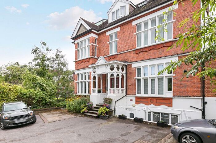 1 Bedroom Flat To Rent In Normanton Road, South Croydon, CR2