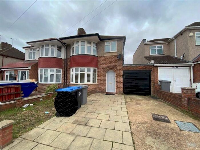 Semi-Detached House To Rent In Dalmeny Close, Wembley, Middlesex HA0