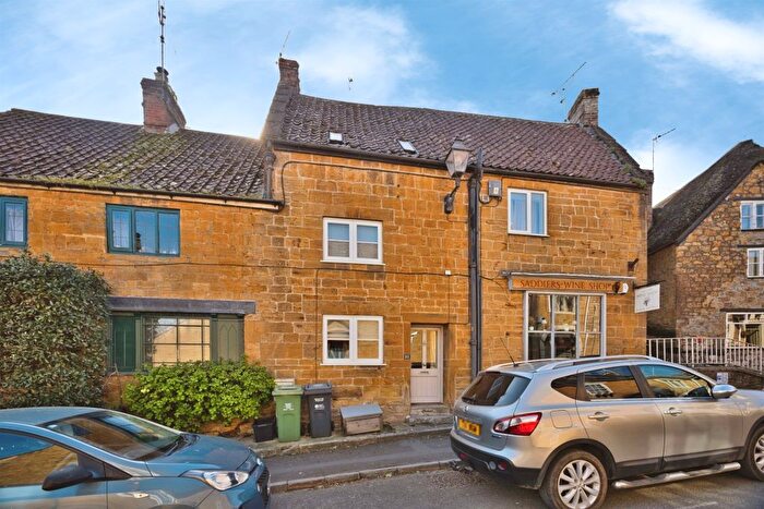 2 Bedroom Terraced House For Sale In St. James Street, South Petherton, TA13