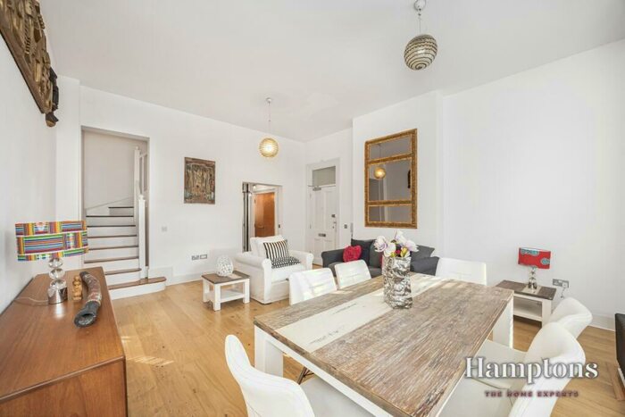 1 Bedroom Apartment To Rent In Chatham Close London, SE18