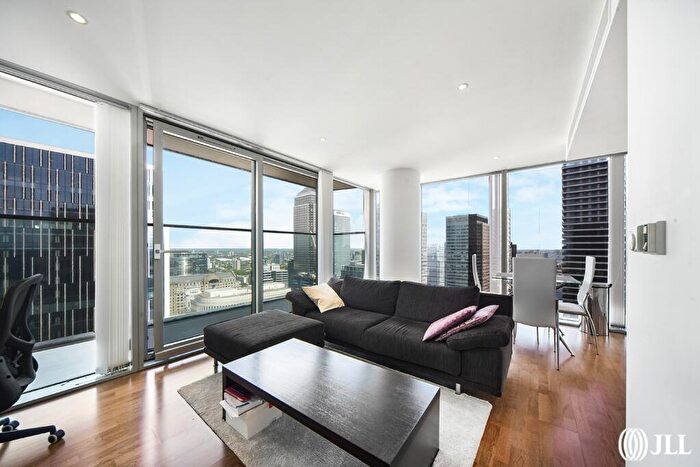 2 Bedroom Flat To Rent In Landmark East, Marsh Wall, E14