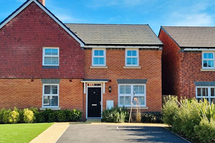 3 Bedroom Semi Detached House For Sale In Bedhampton, Hampshire, PO9