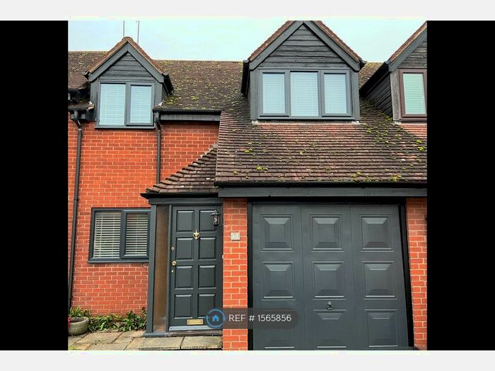 3 Bedroom Terraced House To Rent In Harger Court, Kenilworth, CV8