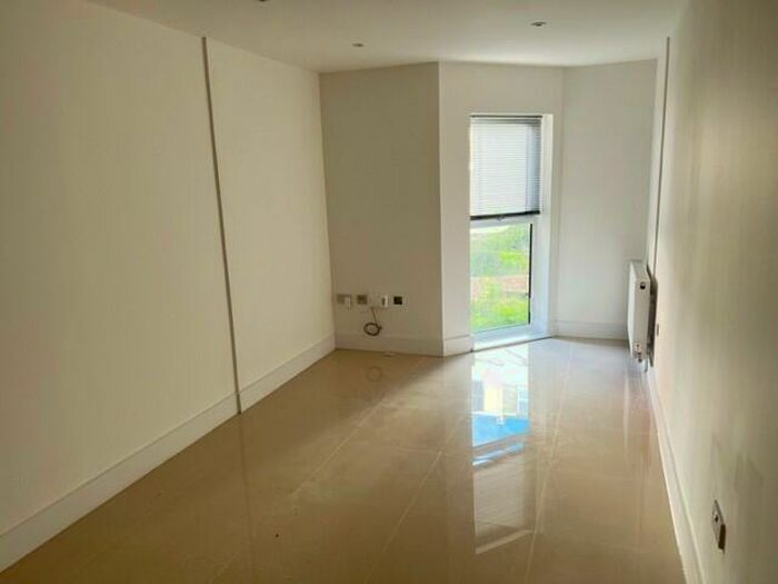 3 Bedroom Flat To Rent In The Balbirs, Portswood Road, SO17