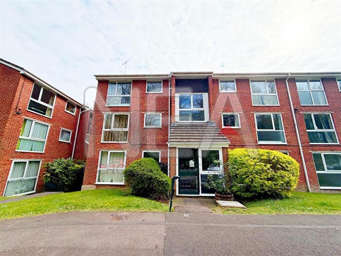 2 Bedroom Apartment To Rent In Josephine Court, Southcote Road, Reading, RG30