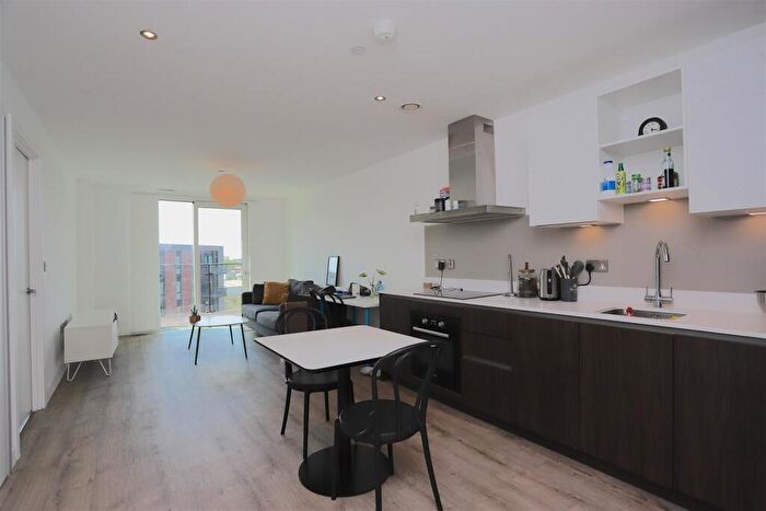1 Bedroom Apartment For Sale In Middlewood Locks, Salford, M5