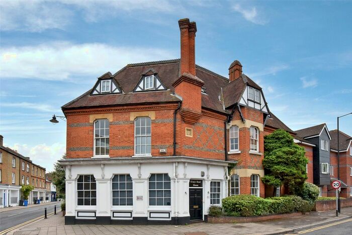 1 Bedroom Flat To Rent In Kings Road, Windsor, Berkshire, SL4