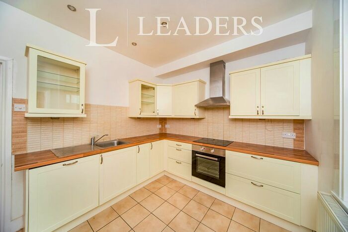 2 Bedroom End Of Terrace House To Rent In Harpers Road, Newhaven, BN9