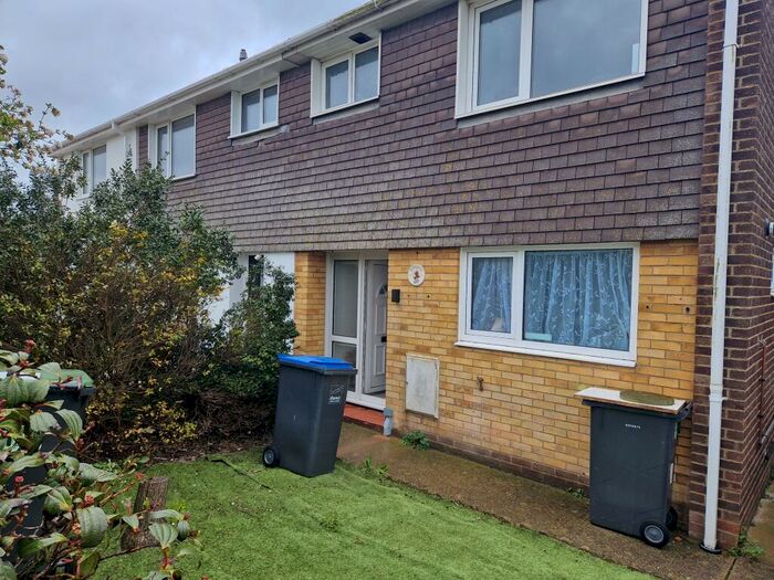 3 Bedroom Detached House To Rent In Windermere Avenue, Ramsgate, CT11