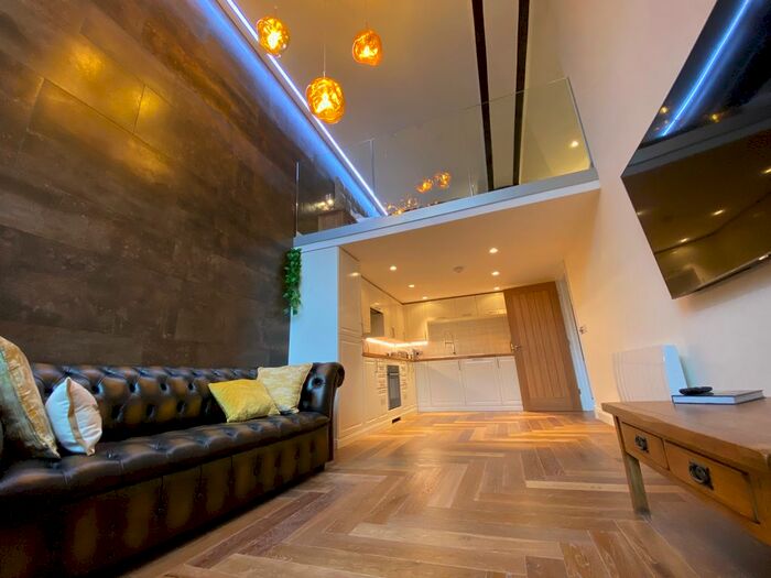 2 Bedroom Flat To Rent In Pollard Street, Manchester, M4