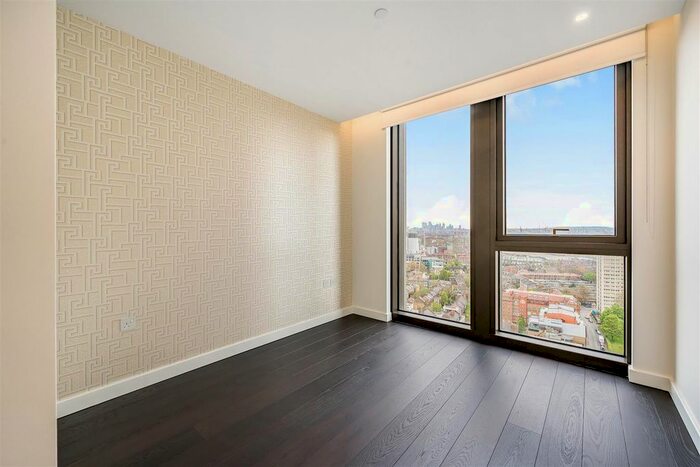 1 Bedroom Flat To Rent In Damac Tower, Vauxhall, London, SW8