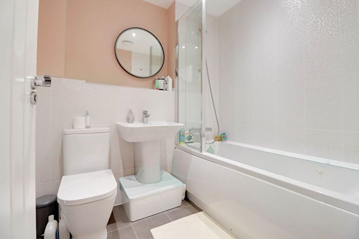 2 Bedroom Semi-Detached House For Sale In Harrier End, St. Albans, Hertfordshire, AL4