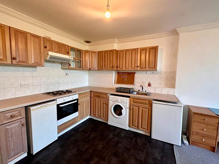 1 Bedroom Flat To Rent In Lyttelton Road, Leyton, London, E10