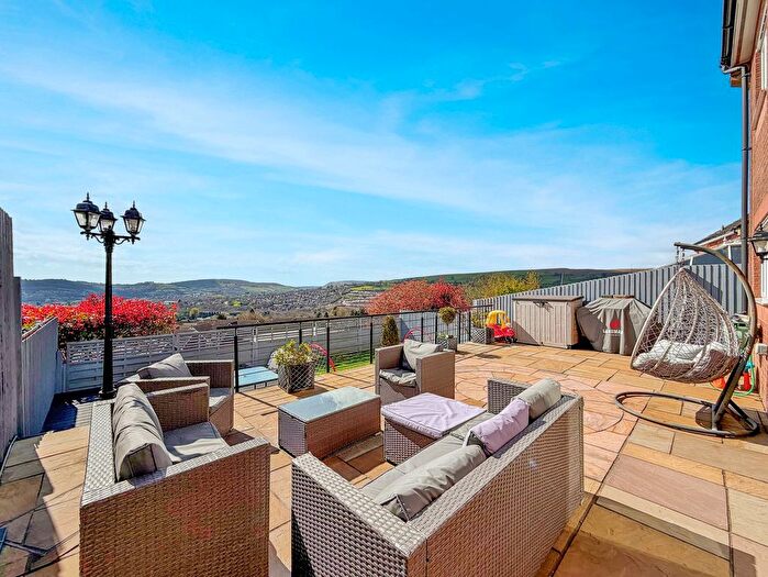 4 Bedroom Detached House For Sale In Heol Cwarrel Clark, Caerphilly, CF83