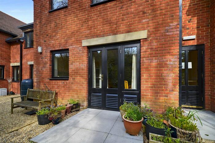 1 Bedroom Flat For Sale In Clarkson Court, Ipswich Road, Woodbridge, IP12