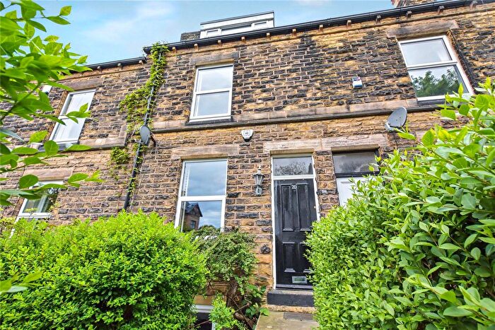 3 Bedroom Terraced House For Sale In Heathfield Terrace, Headingley, Leeds, LS6