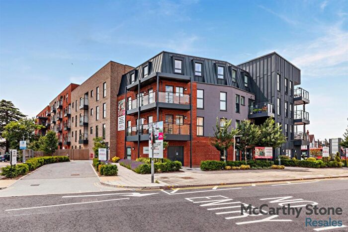 1 Bedroom Apartment For Sale In Walter House, Rainsford Road, Chelmsford, CM1
