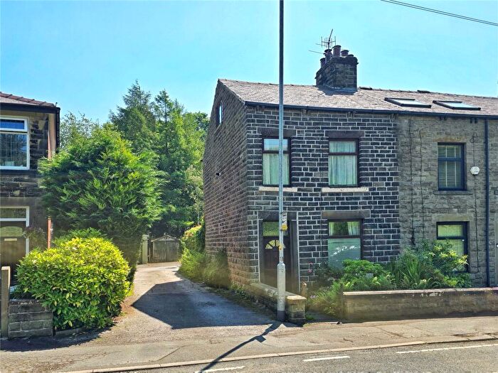 3 Bedroom End Of Terrace House For Sale In Burnley Road East, Lumb, Rossendale, BB4