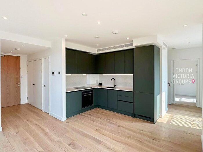 1 Bedroom Flat To Rent In Alba Square, London, SW1W