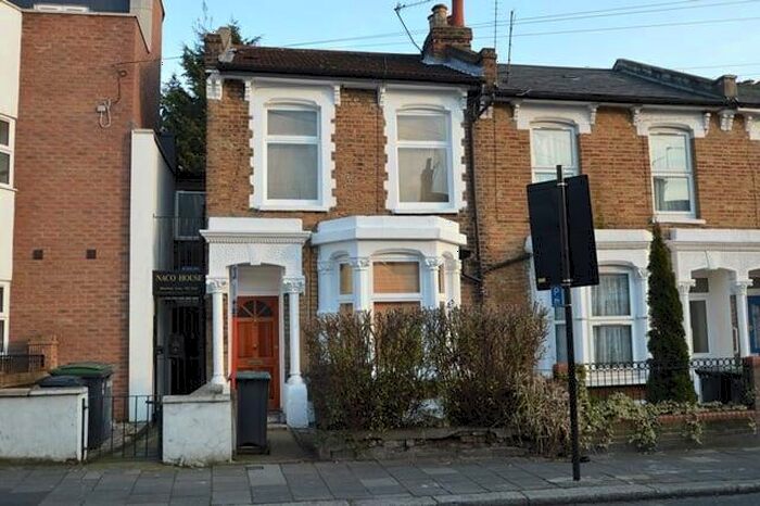 4 Bedroom Terraced House To Rent In La Rose Lane, London, N15