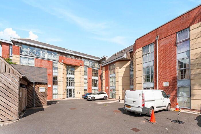 2 Bedroom Flat For Sale In Fisherton Street, Salisbury, SP2