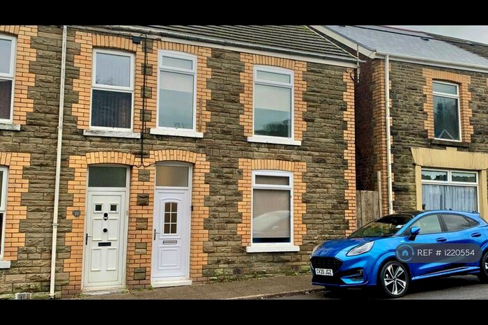 3 Bedroom Terraced House To Rent In Merthyr Road, Glynneath, Neath, SA11