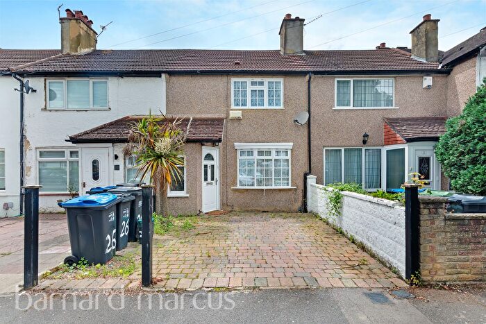 2 Bedroom Terraced House To Rent In Marden Road, Croydon, CR0