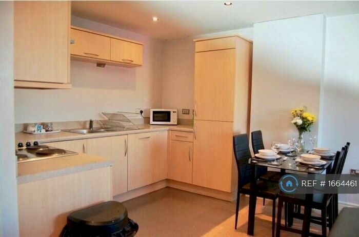 1 Bedroom Flat To Rent In The Bar, Newcastle Upon Tyne, NE1