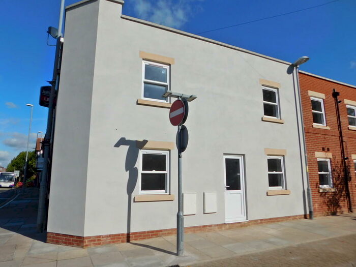 1 Bedroom Flat To Rent In Fratton Road, Fratton, PO1