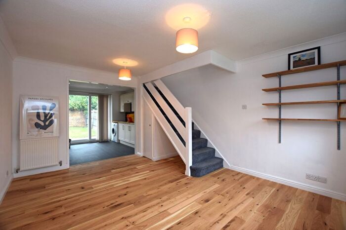 3 Bedroom Terraced House For Sale In Flatford Place, Kidlington, OX5