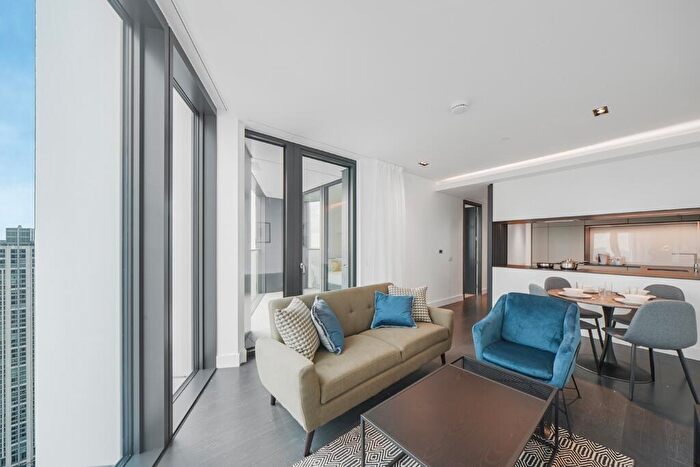 1 Bedroom Apartment To Rent In Amory Tower, Marsh Wall, E14