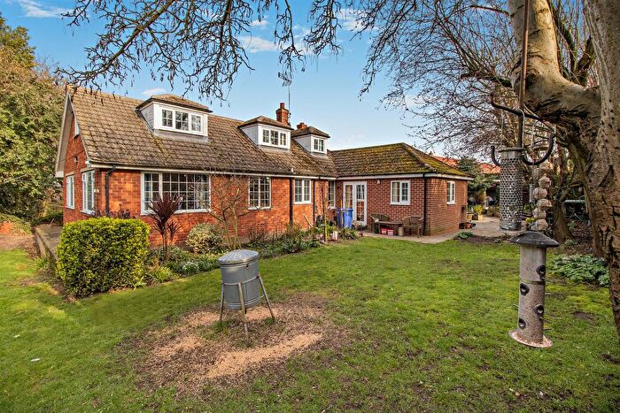 5 Bedroom Detached Bungalow For Sale In Wilsic Road, Wilsic, Doncaster, DN11