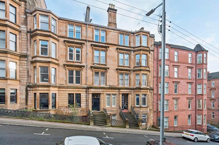 2 Bedroom Flat For Sale In Gardner Street, Partickhill, G11