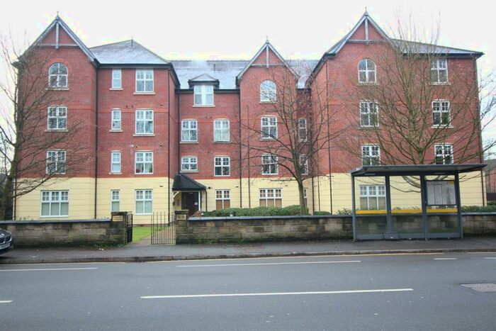 2 Bedroom Flat To Rent In Alexandra Road South, Whalley Range, Manchester, M16
