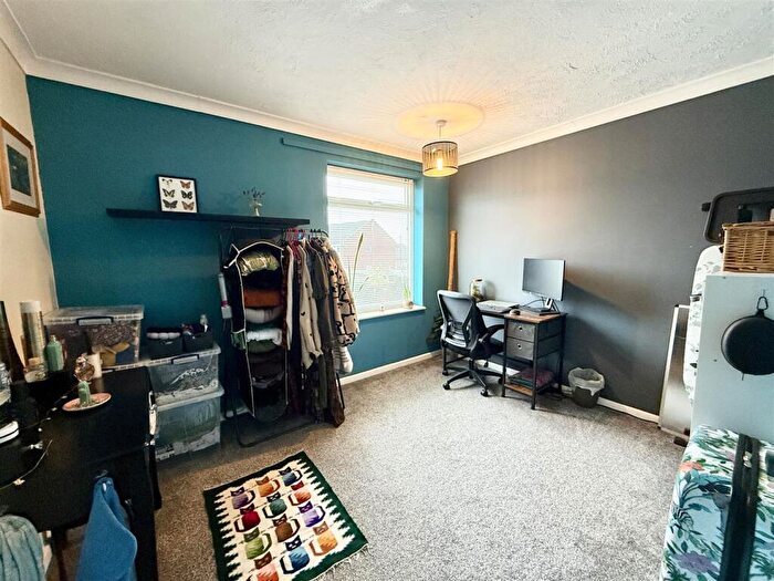 2 Bedroom Terraced House For Sale In Lyndford Road, Stalham, NR12