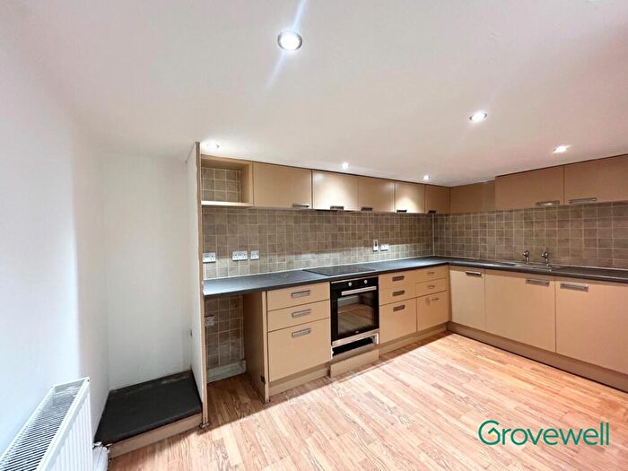 1 Bedroom Flat To Rent In Manchester Road, Rochdale, OL11