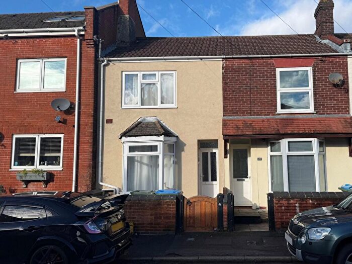 3 Bedroom Terraced House To Rent In Priory Road, Southampton, Hampshire, SO17