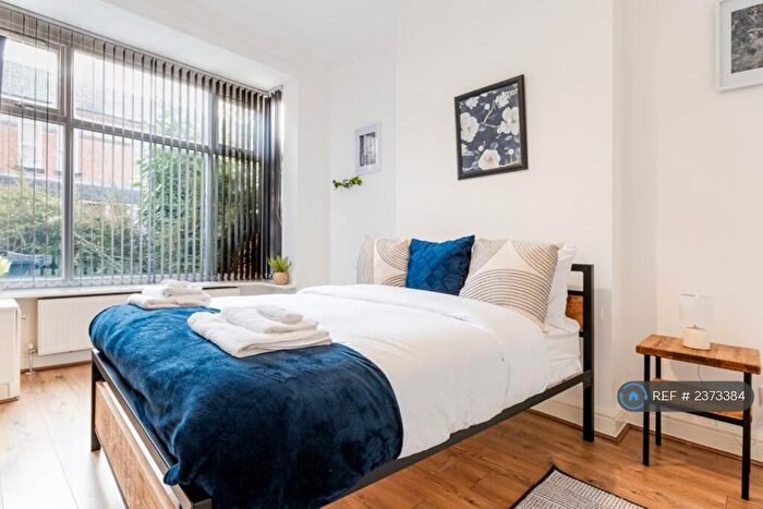 5 Bedroom Terraced House To Rent In Poplar Road, Smethwick, B66