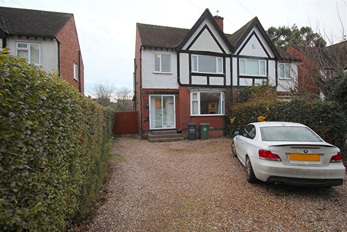 3 Bedroom Semi-Detached House To Rent In Leicester Road, Loughborough, LE11