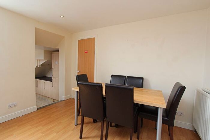 7 Bedroom Flat To Rent In Shortridge Terrace, Jesmond, Newcastle Upon Tyne, NE2