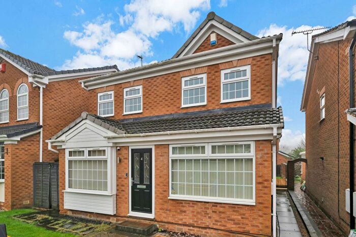 4 Bedroom Detached House For Sale In Broadoaks Close, Dinnington, Sheffield, S25