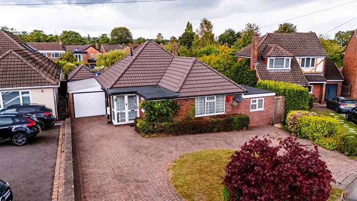 3 Bedroom Bungalow For Sale In Meadow Close, Sutton Coldfield, B74