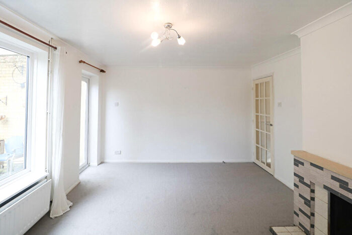 3 Bedroom End Of Terrace House For Sale In Underwood Close, Maidstone, ME15
