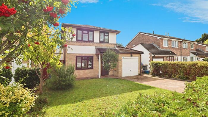 3 Bedroom Detached House For Sale In Silver Birch Close, Cardiff, CF14