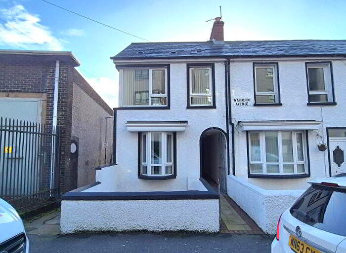 3 Bedroom End Of Terrace House For Sale In A Maureen Avenue, Derry, BT48